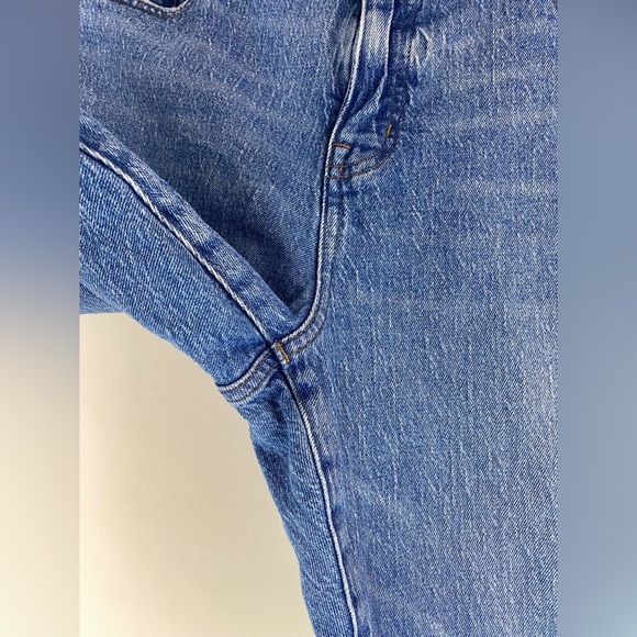 Madewell The Petite '90s Straight Jean in Enmore Wash Sz 32P - Picture 9 of 16